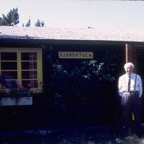 042.jpg